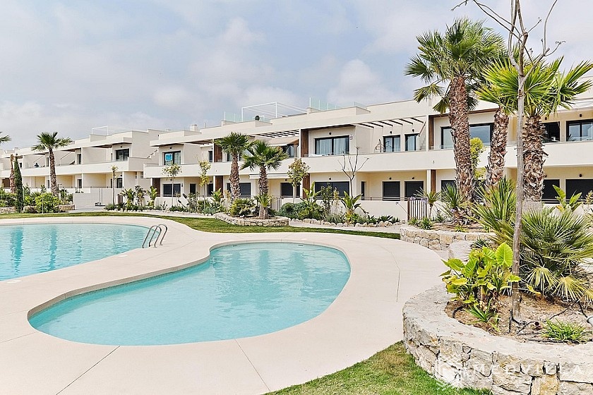 2 slaapkamer Appartement met dakterras in Torrevieja in Medvilla Spanje