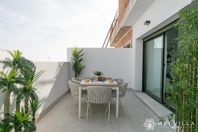2 slaapkamer Appartement met tuin in Torrevieja in Medvilla Spanje