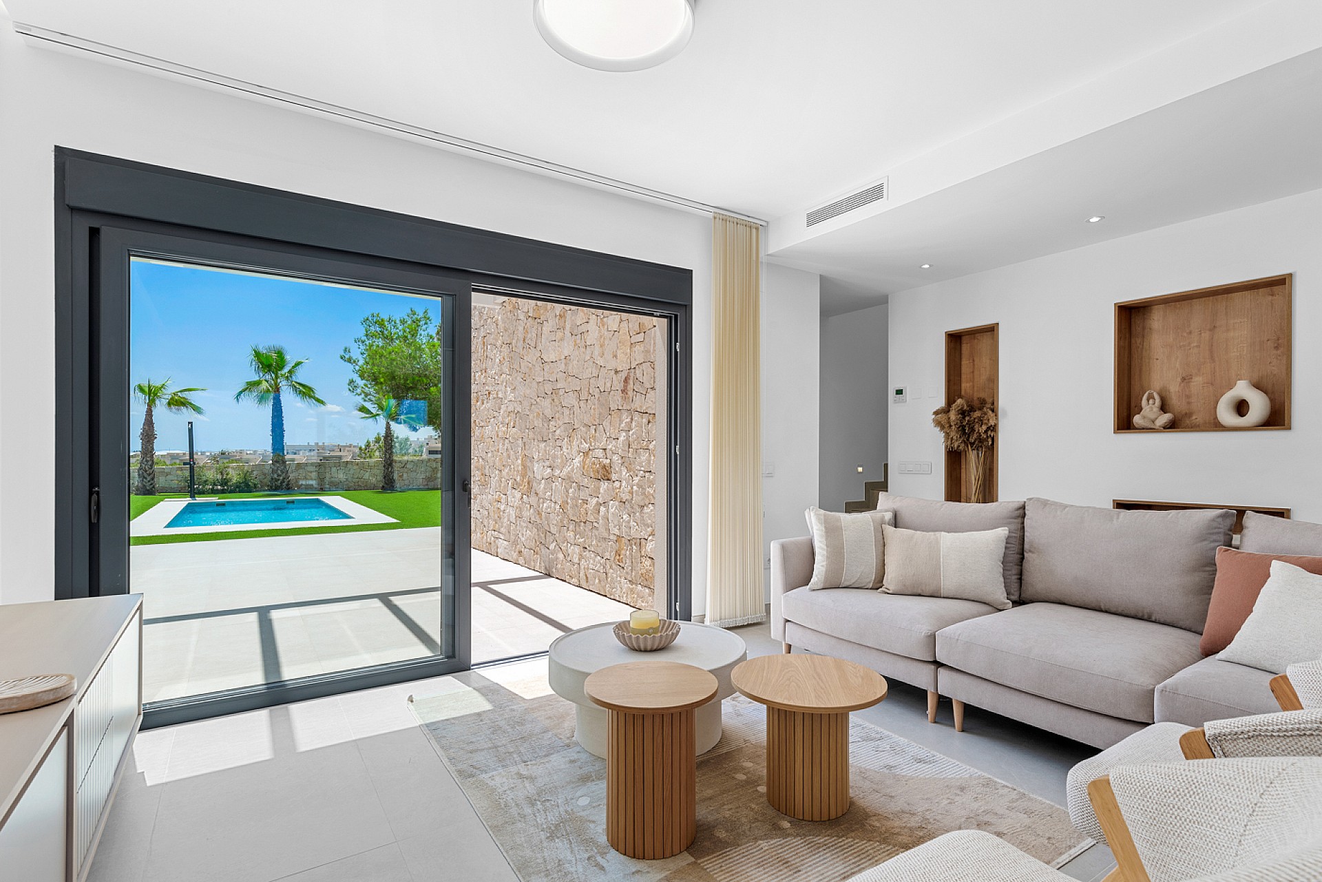 Detached Villa in Pilar de la Horadada - New build