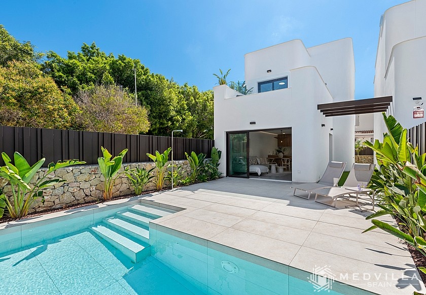 3 slaapkamer Villa in Mil Palmeras in Medvilla Spanje