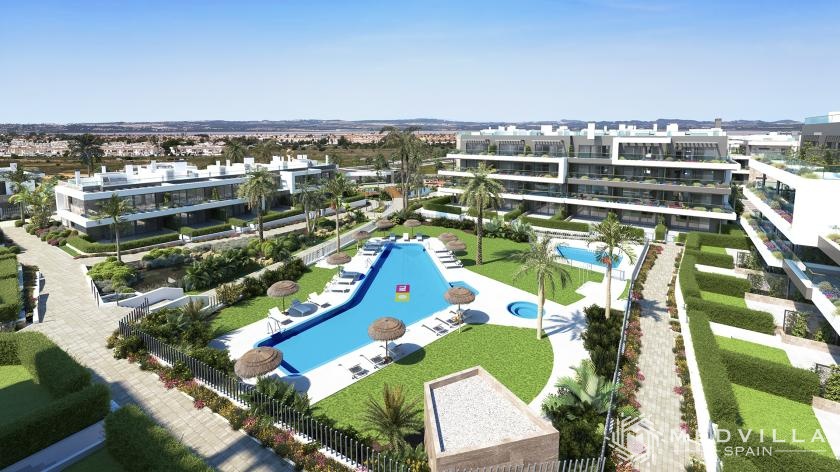 3 slaapkamer Appartement met terras in Torrevieja in Medvilla Spanje