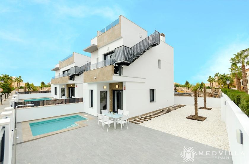 3 slaapkamer Villa in Torrevieja in Medvilla Spanje