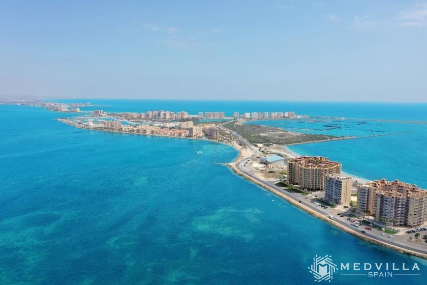 3 slaapkamer Appartement met terras in La Manga Del Mar Menor in Medvilla Spanje