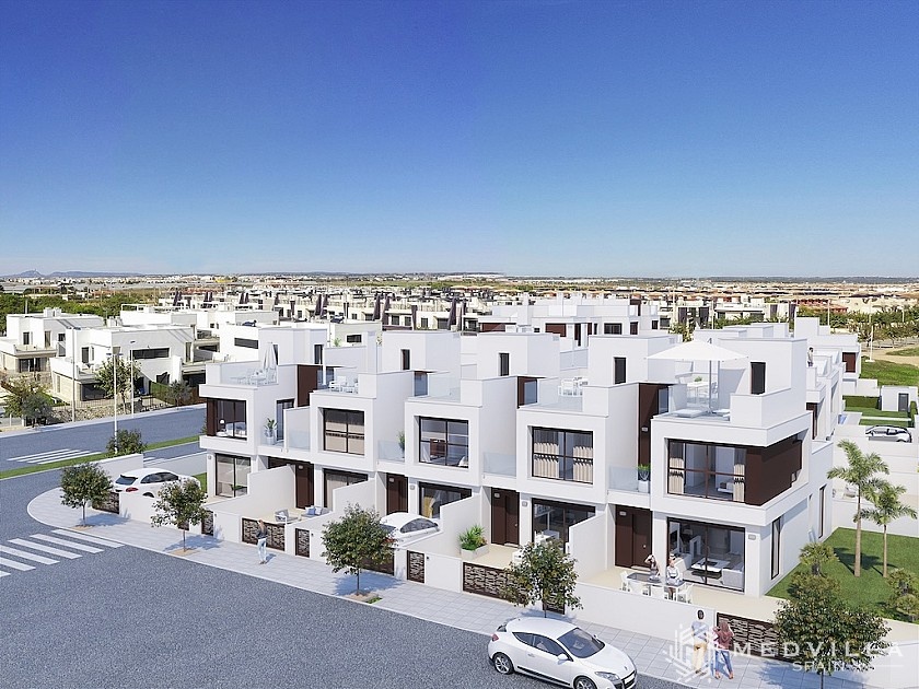 3 slaapkamer Geschakelde woningen in Torre de la Horadada in Medvilla Spanje