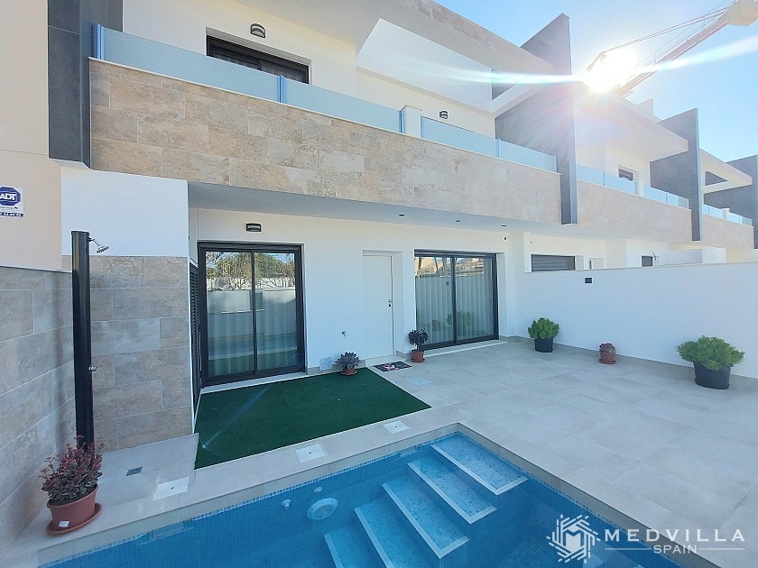 3 slaapkamer Villa met kelder in San Pedro Del Pinatar in Medvilla Spanje