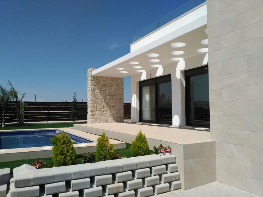10 verrassende voordelen wanneer u een nieuw huis koopt in Medvilla Spanje