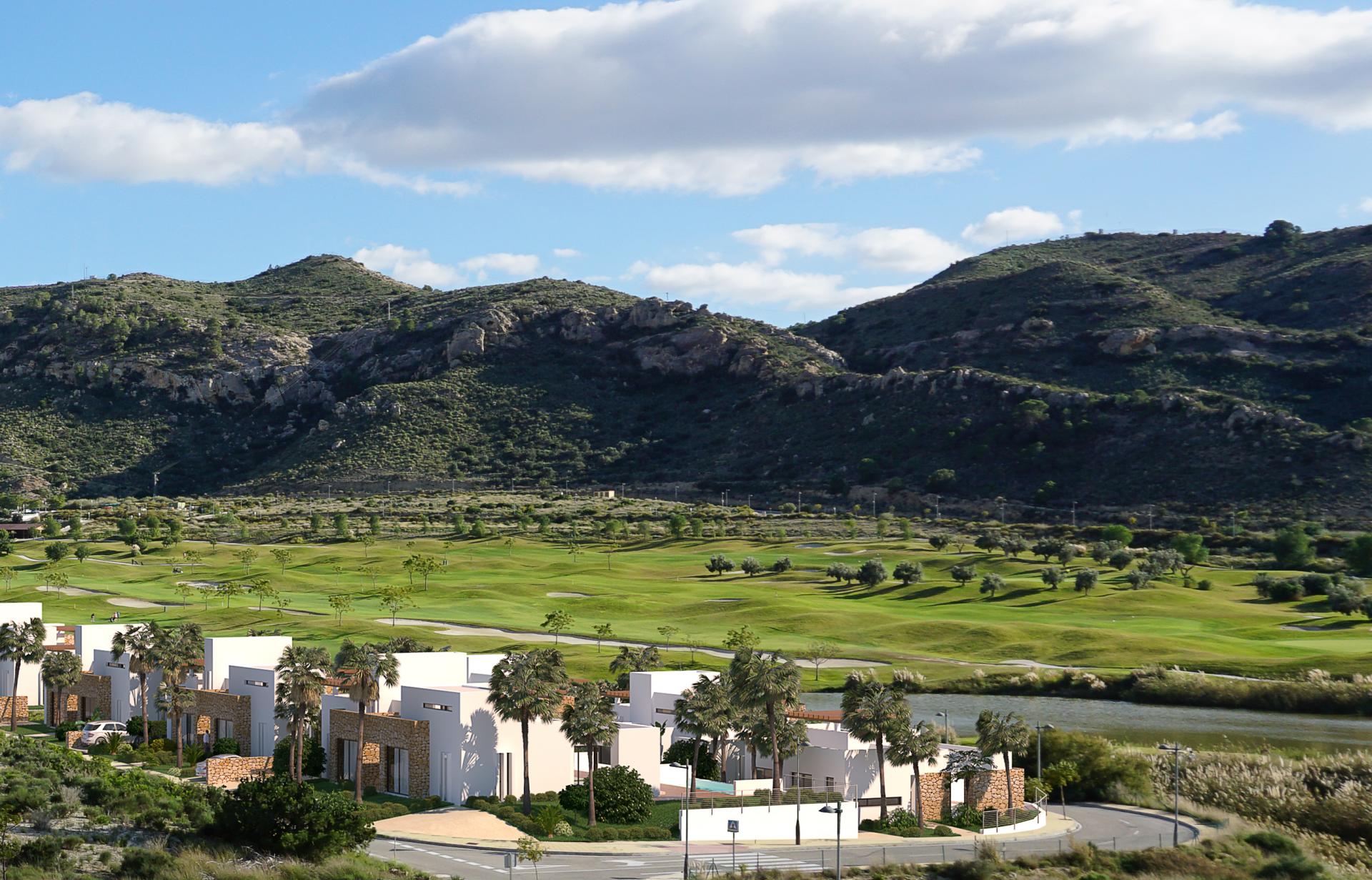 Geschakelde huizen op Font Del Llop golf, Aspe - Alicante in Medvilla Spanje