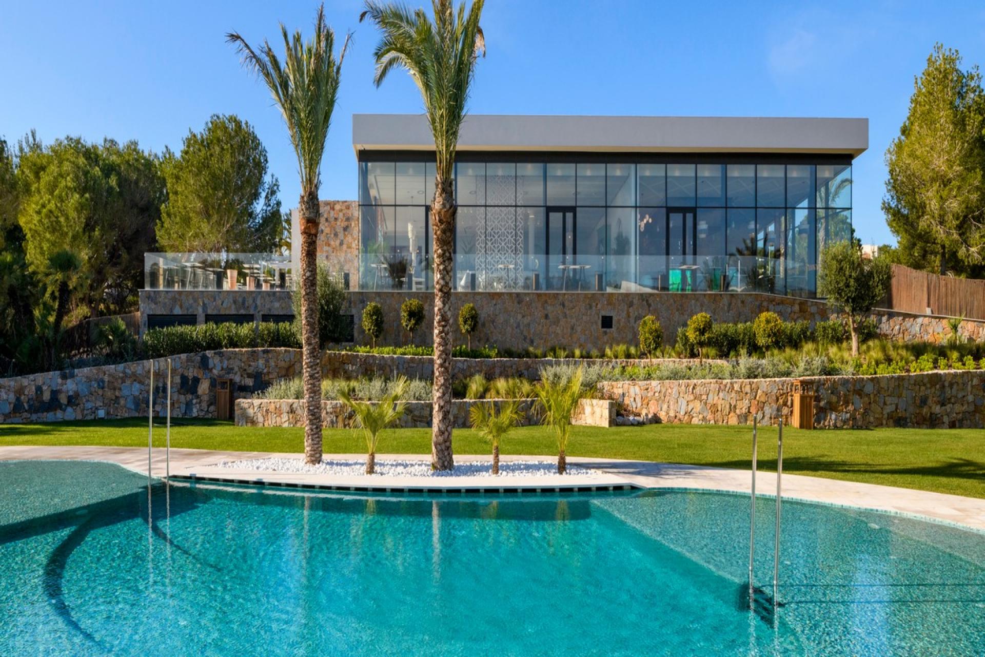 Villa op toplocatie in Las Colinas Golf & Country Club in Medvilla Spanje