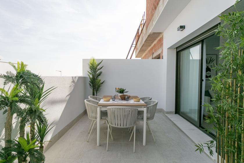 2 slaapkamer Appartement met tuin in Torrevieja in Medvilla Spanje