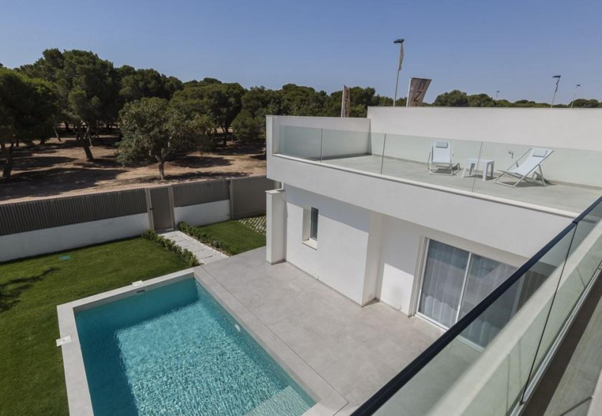 Villa's te koop in Santiago de la Ribera aan de Mar Menor in Medvilla Spanje