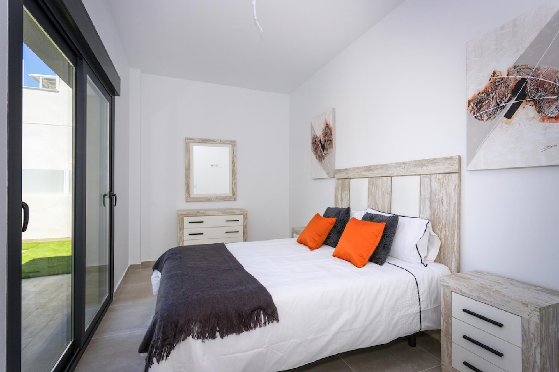 3 slaapkamer Geschakelde woningen in Daya Nueva - Nieuwbouw in Medvilla Spanje